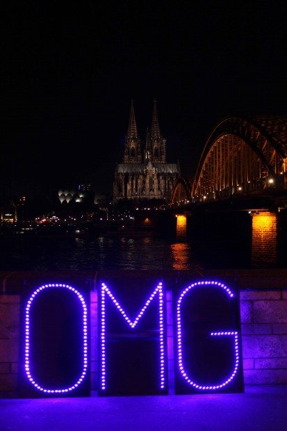 LED-letters in front of the Cologne Cathedral and the Hohenzollern Bridge