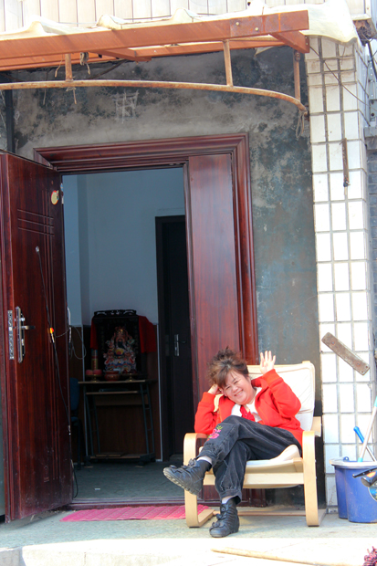 Friendly lady in the Hutong