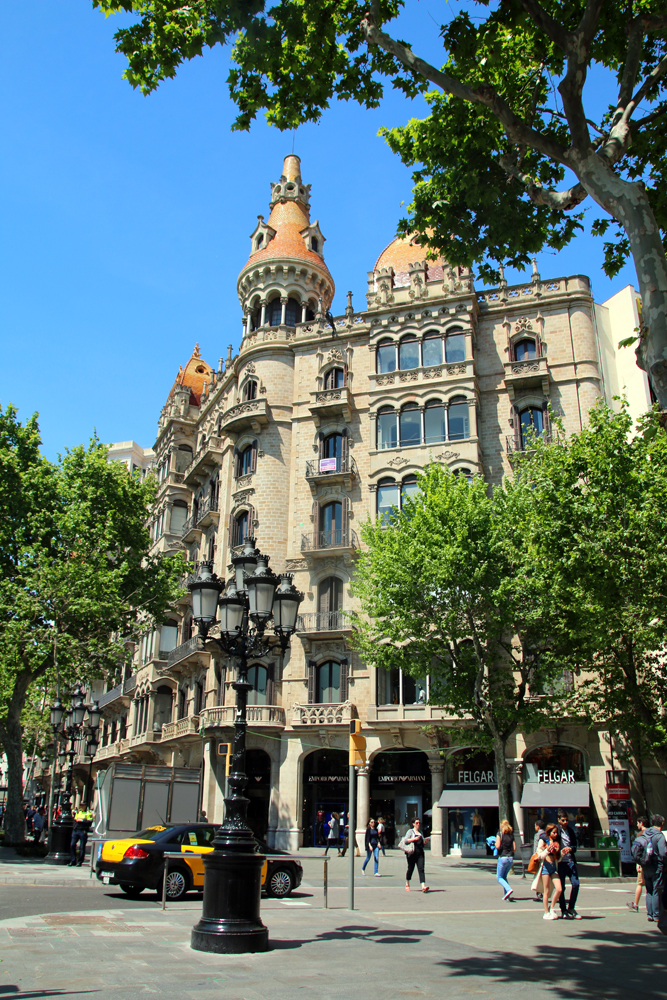 Passeig de Gràcia Placa de Catalunya Barcelona Spanien