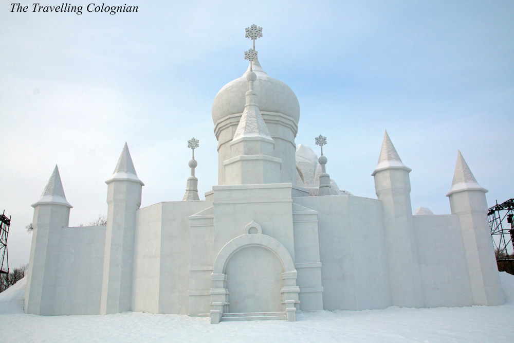 Harbin Schnee- und Eisfestival Schneeskulpturen auf der Sonneninsel Harbin Heilongjiang China ASIEN