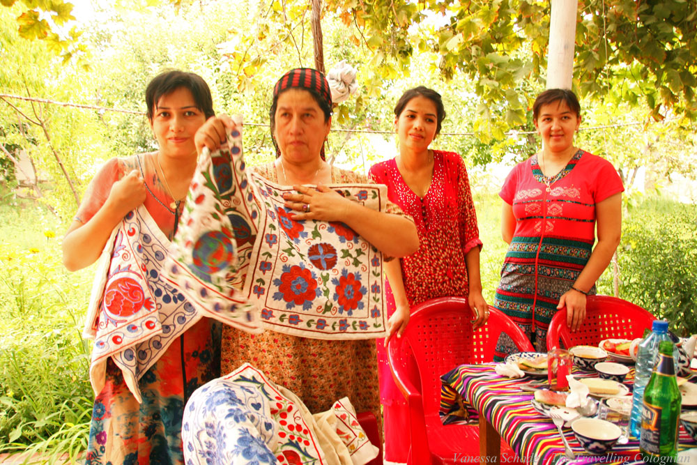 Nurata-Kysylkum-Uzbekistan-Locals-with-Suzani-Wool-Embroideries-Cushion-Covers