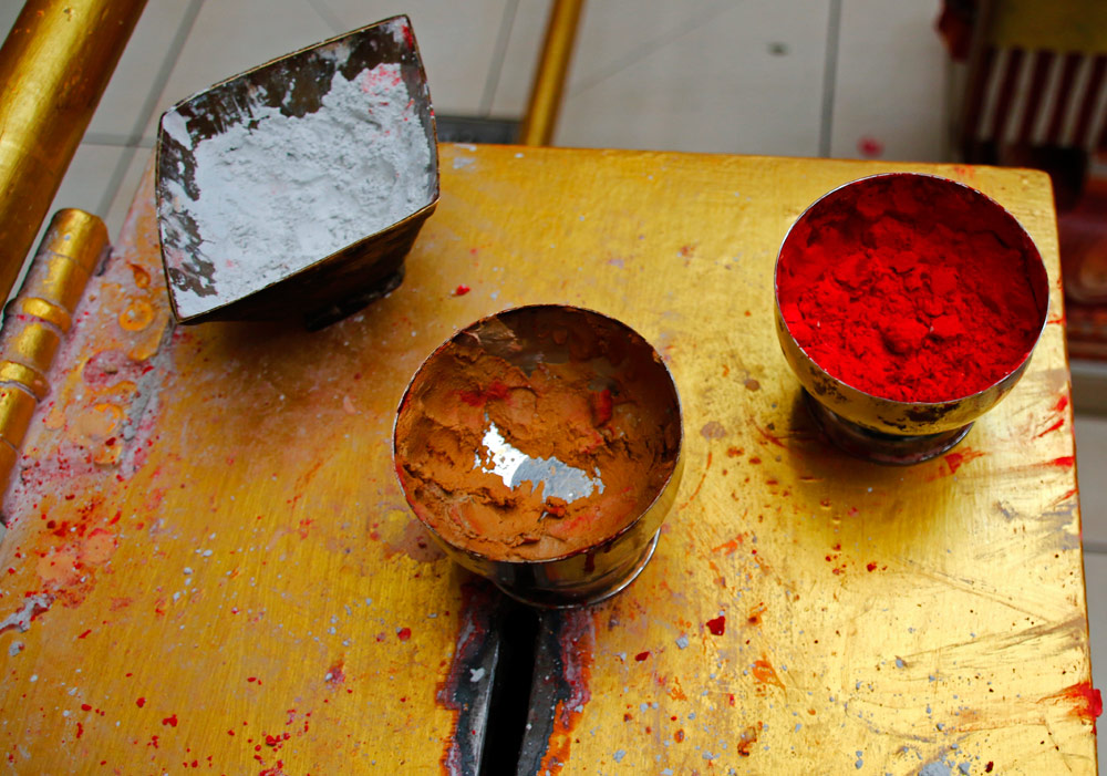 Farbpulver im Hindu-Tempel in Hamm