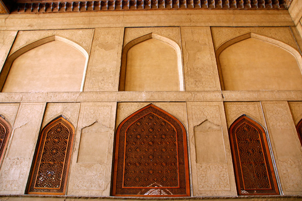 Wanddekoration auf der Veranda des Tschehel Sotun-Palastes in Isfahan, Iran