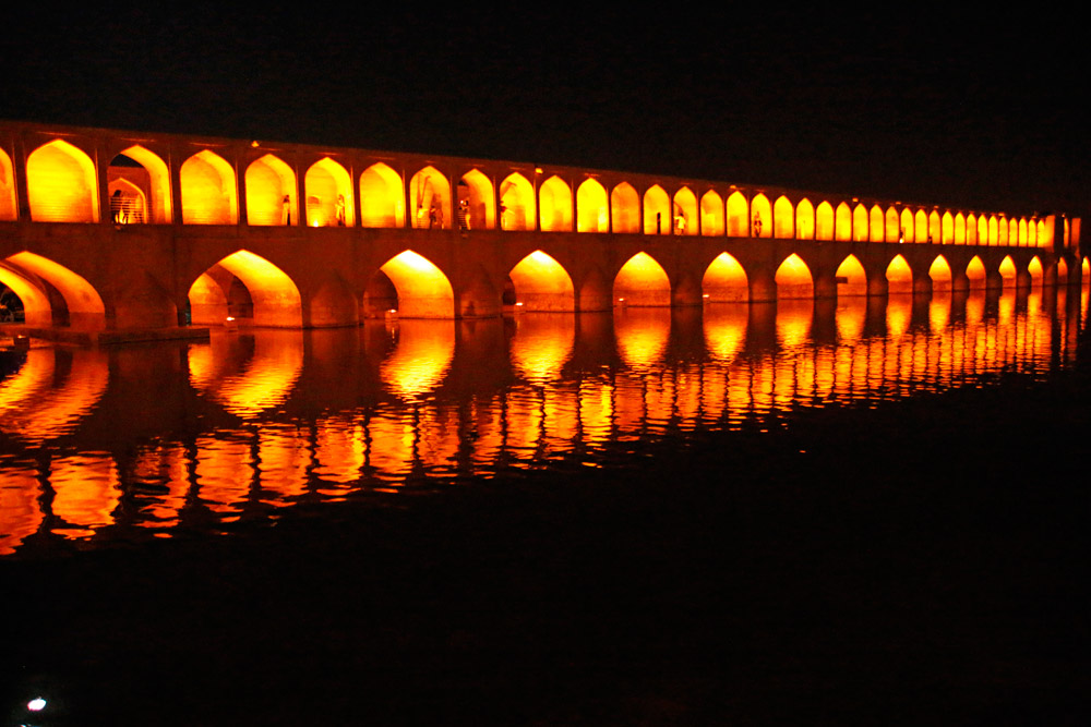 The Si-o-se Pol Bridge in Isfahan, Iran at night