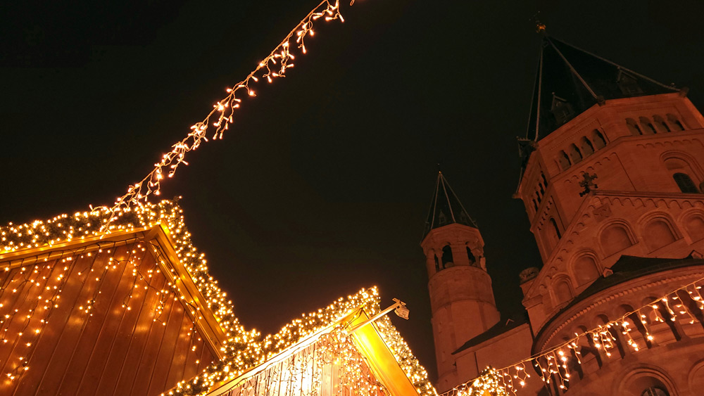 Der historische Weihnachtsmarkt am Mainzer Dom - Bildrechte: Vanessa Schade - The Travelling Colognian